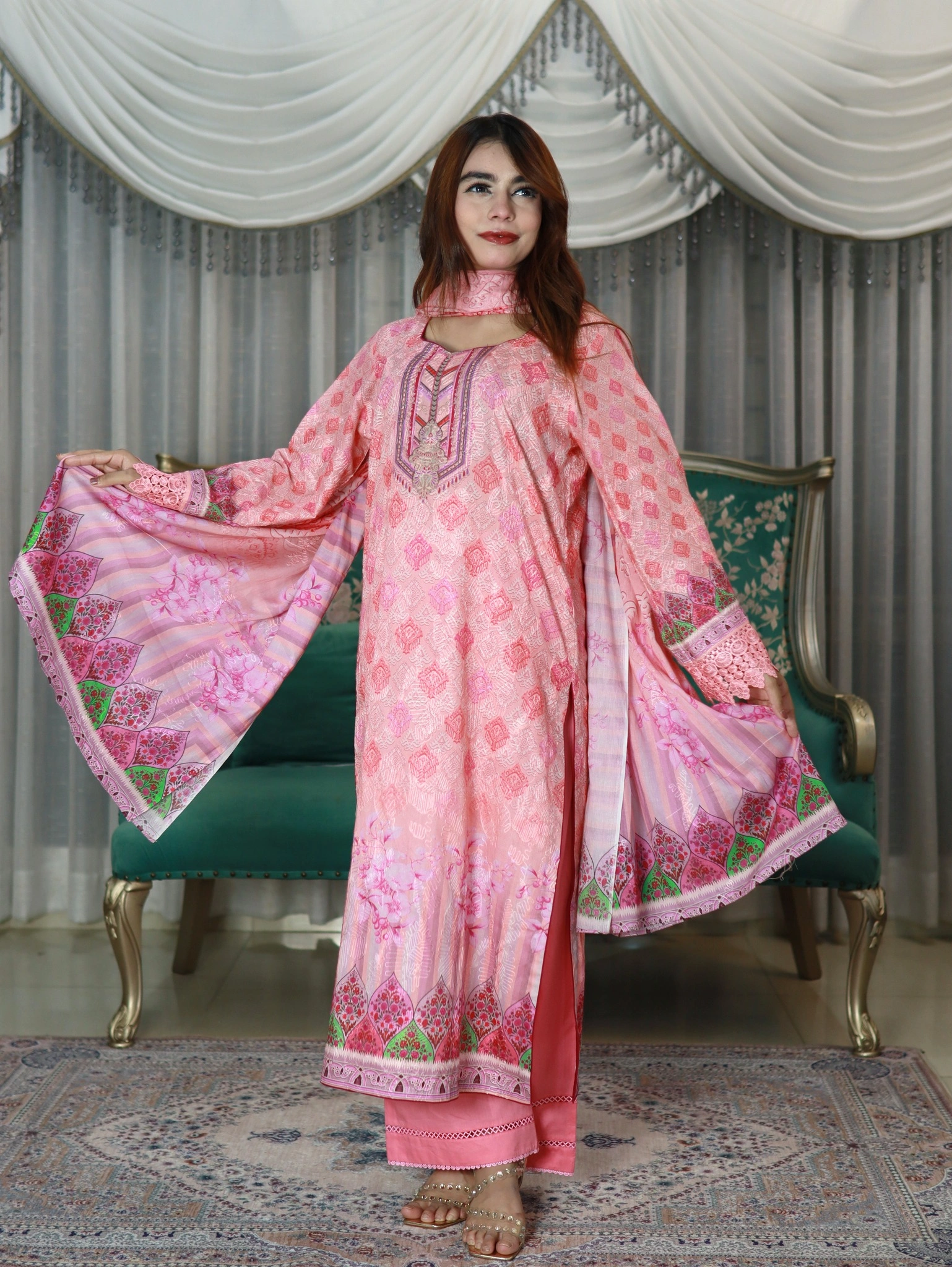 INDIAN INSPIRED MANNAT LAWN PINK (4)