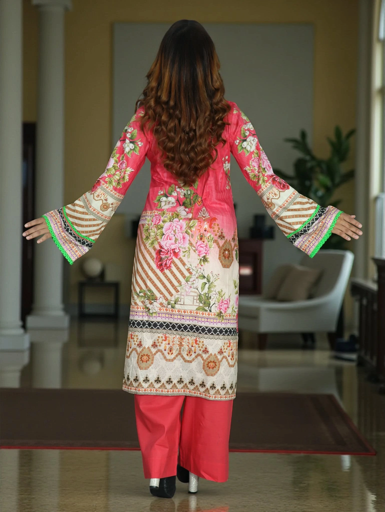 PAKISTANI INSPIRED MALHAR LAWN CODE 04 PINK (5)